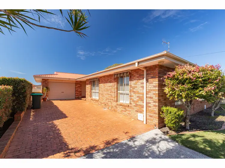10 Hawaii Avenue, Forster NSW 2428