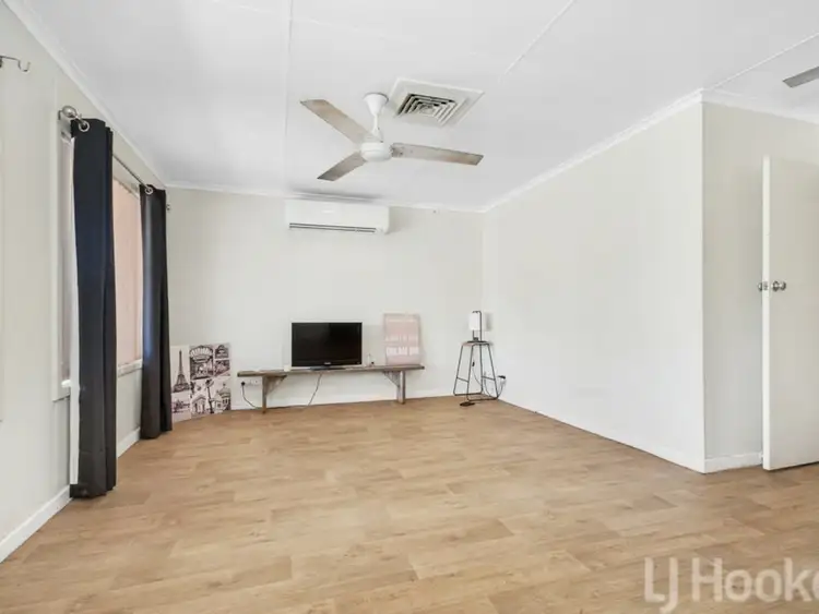Second view of Homely house listing, 22 Turner Way, Bulgarra WA 6714