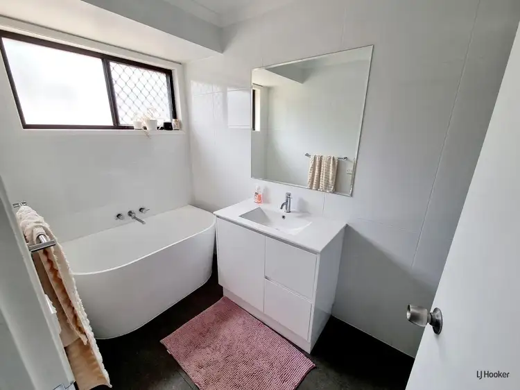 Seventh view of Homely semi-detached listing, 1/46 Galloway Drive, Ashmore QLD 4214