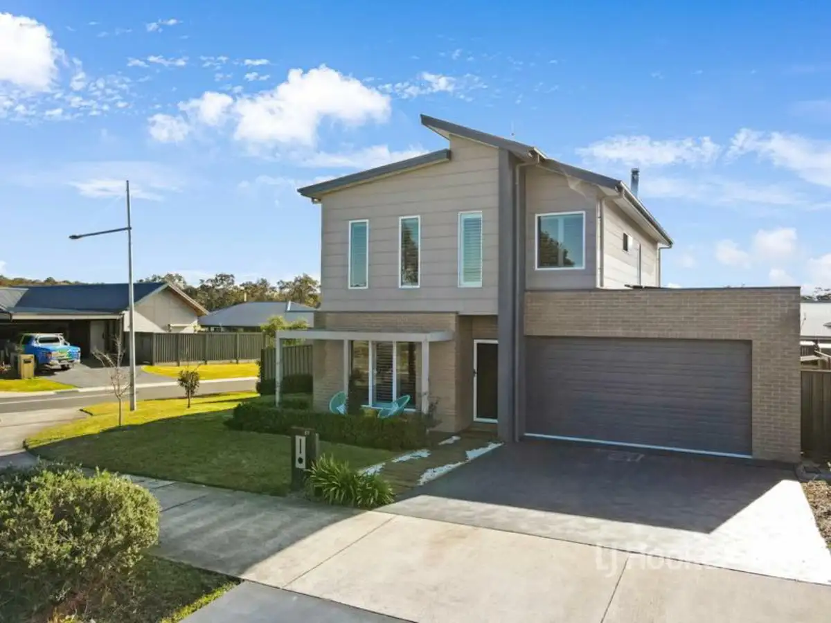 Main view of Homely house listing, 27 Seagrass Avenue, Vincentia NSW 2540