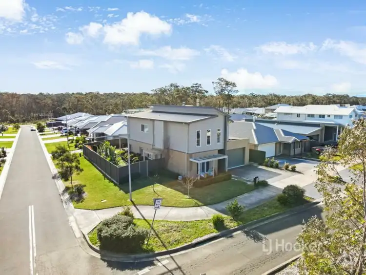 Second view of Homely house listing, 27 Seagrass Avenue, Vincentia NSW 2540