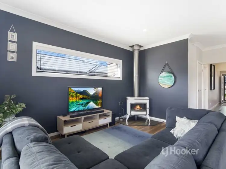 Fourth view of Homely house listing, 27 Seagrass Avenue, Vincentia NSW 2540
