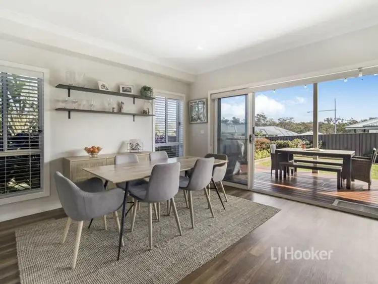 Fifth view of Homely house listing, 27 Seagrass Avenue, Vincentia NSW 2540