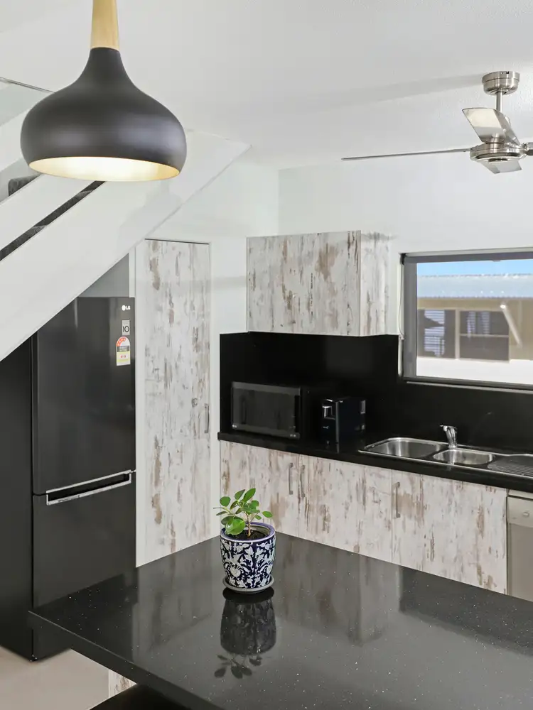 Fifth view of Homely apartment listing, 8/79 Arlington Esplanade, Clifton Beach QLD 4879