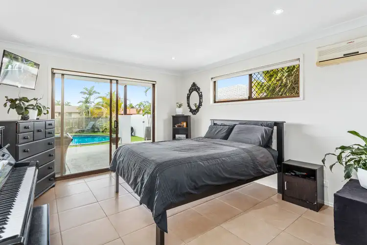 Fifth view of Homely house listing, 6 Honeywood Court, Burleigh Waters QLD 4220