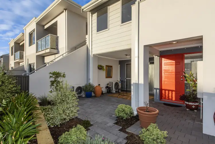 18 Stirling Grove, Mandurah WA 6210