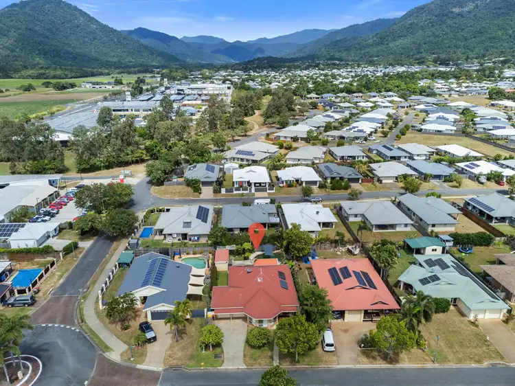 3 Village Terrace, Redlynch QLD 4870