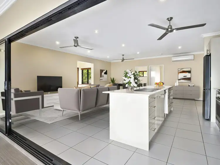3 Kaban Grove, Trinity Park QLD 4879