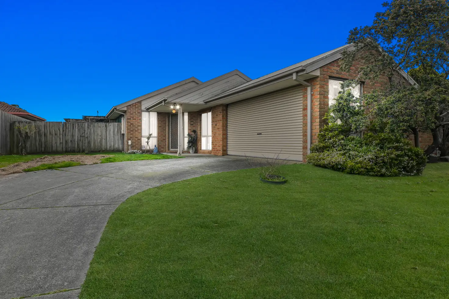 Main view of Homely house listing, 40 Hoysted Avenue, Cranbourne North VIC 3977