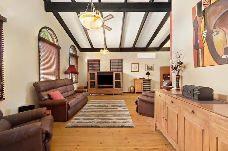 Second view of Homely house listing, 4 Sands Place, Holt ACT 2615