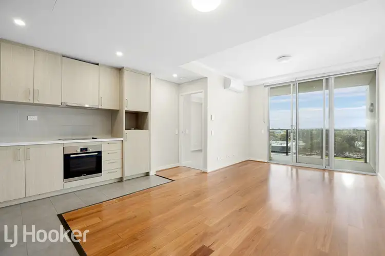 718/18 Cecil Avenue, Cannington WA 6107