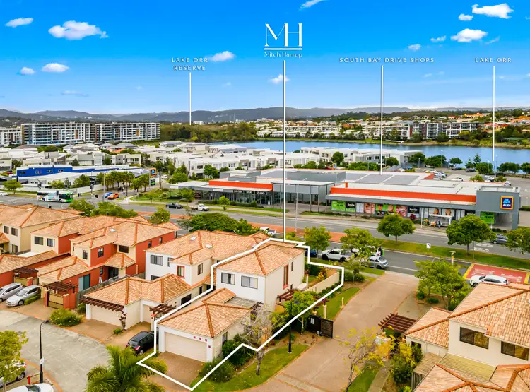 3/302 Christine Avenue, Varsity Lakes QLD 4227