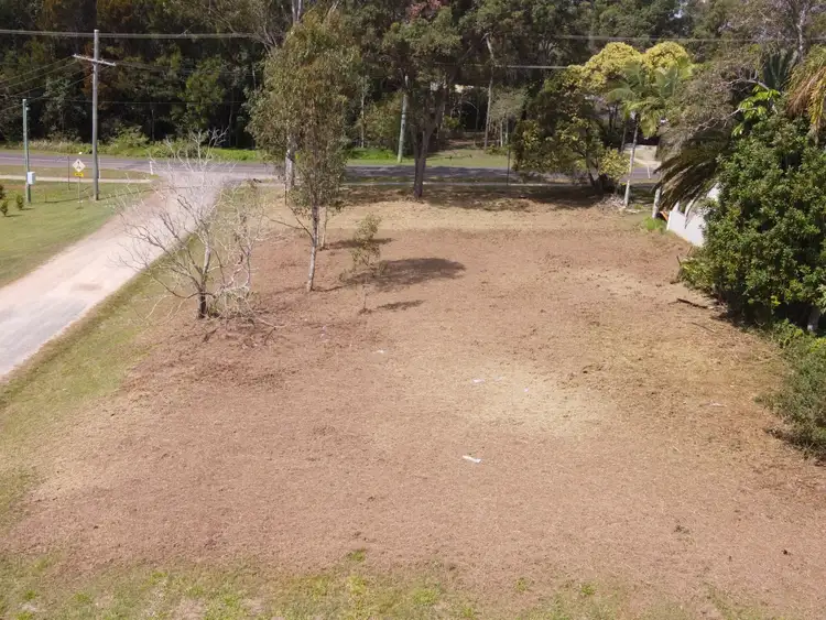 2-4 Frenchem Tce, Macleay Island QLD 4184