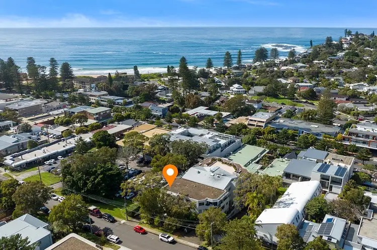 Fifth view of Homely apartment listing, 2/11-15 Foamcrest Avenue, Newport NSW 2106
