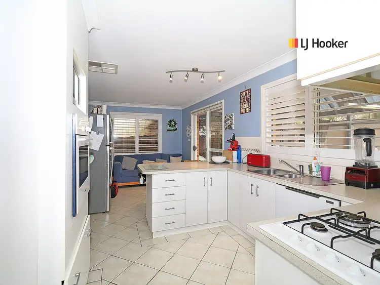 Fifth view of Homely house listing, 17 Corella Place, Estella NSW 2650