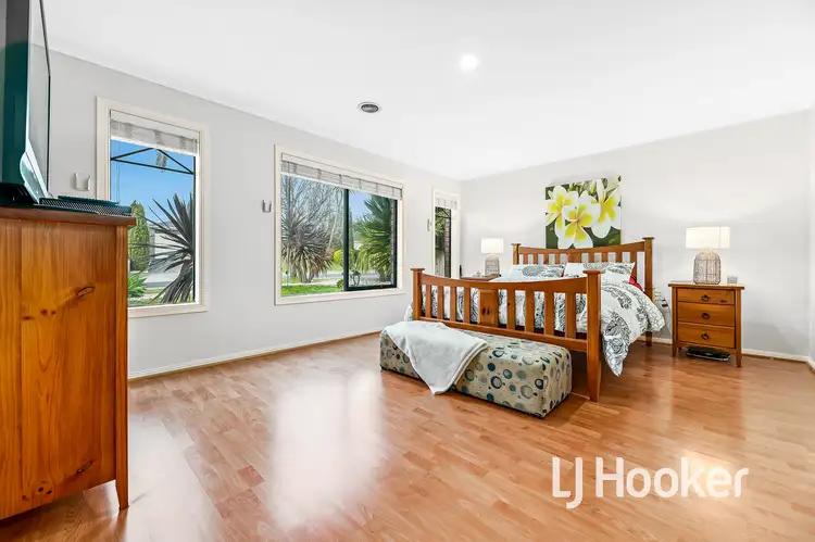 Second view of Homely house listing, 23 Oakgrove Drive, Narre Warren South VIC 3805