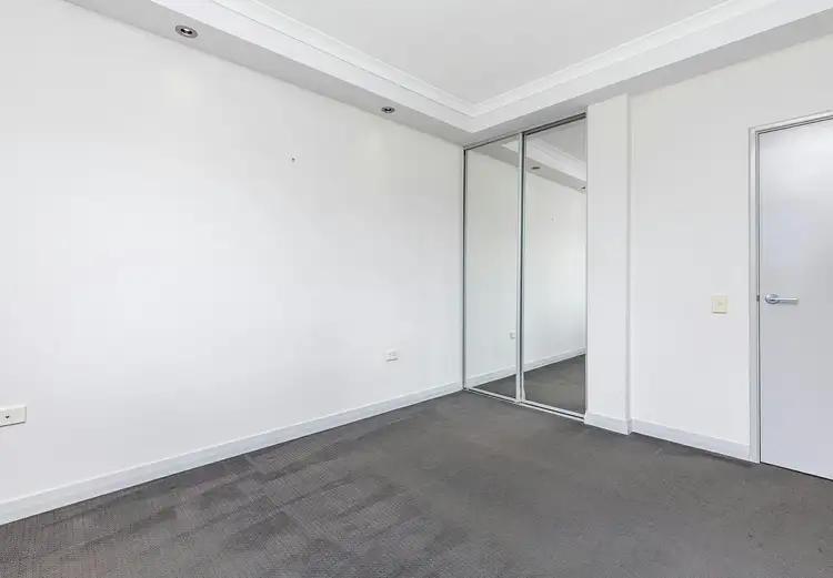 Fifth view of Homely unit listing, Unit 16/88 Lakeside Drive, Joondalup WA 6027