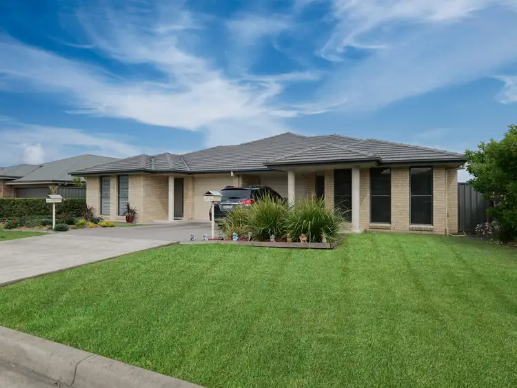Second view of Homely unit listing, 2/27 Broomfield Crescent, Singleton NSW 2330
