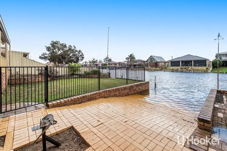 13 Woolah Place, South Yunderup WA 6208