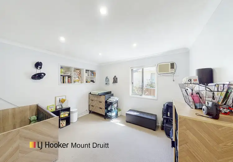 Fifth view of Homely house listing, 10 Boxer Place, Rooty Hill NSW 2766