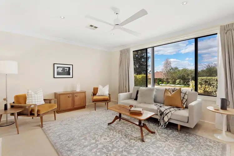 Second view of Homely house listing, 5 Serpentine Street, Duffy ACT 2611
