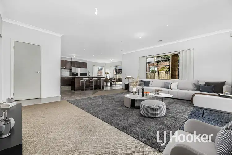Fifth view of Homely house listing, 7 Azimuth Close, Narre Warren South VIC 3805