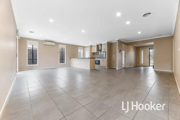 Fifth view of Homely house listing, 12 Raven Court, Pakenham VIC 3810