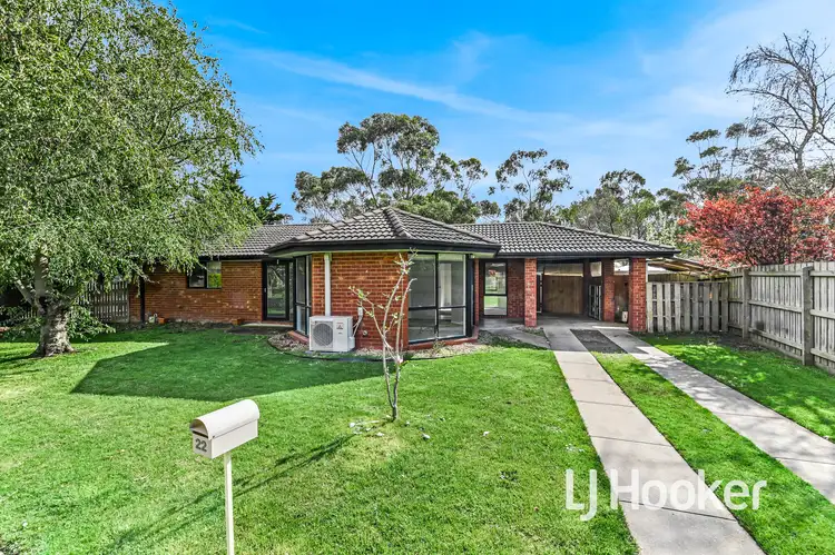 22 Broadbent Way, Pakenham VIC 3810