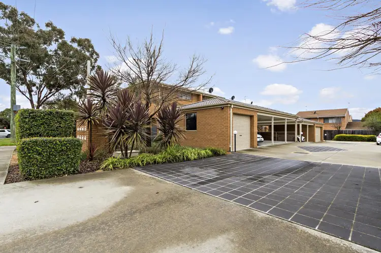 3/2 Mcintosh Street, Queanbeyan NSW 2620