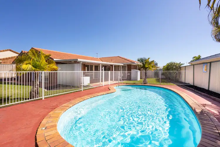 Second view of Homely house listing, 4 Silkyoak Court, Burleigh Waters QLD 4220