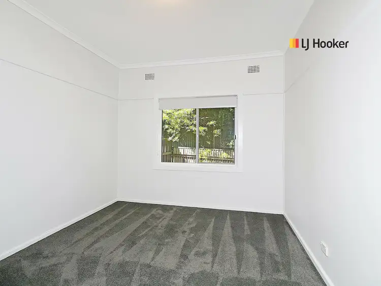 Fifth view of Homely house listing, 16 Macquarie Street, Mount Austin NSW 2650