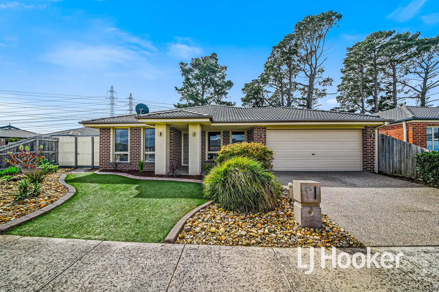 Main view of Homely house listing, 25 Melissa Way, Pakenham VIC 3810