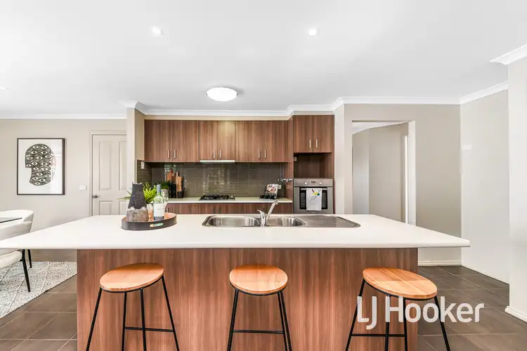 Fourth view of Homely house listing, 25 Melissa Way, Pakenham VIC 3810