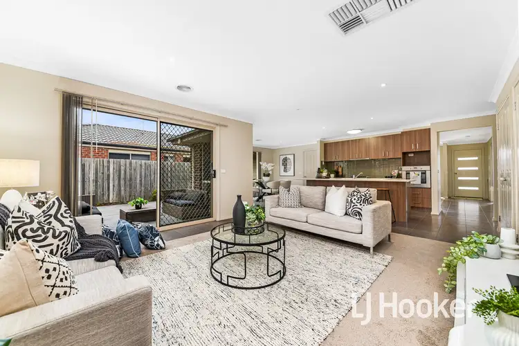 Fifth view of Homely house listing, 25 Melissa Way, Pakenham VIC 3810