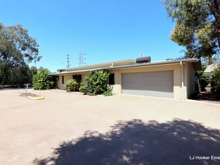 Main view of Homely unit listing, Unit 2/20 Riverview Street, Emerald QLD 4720