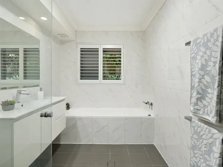 Sixth view of Homely unit listing, 4/86 Burns Bay Road, Lane Cove NSW 2066