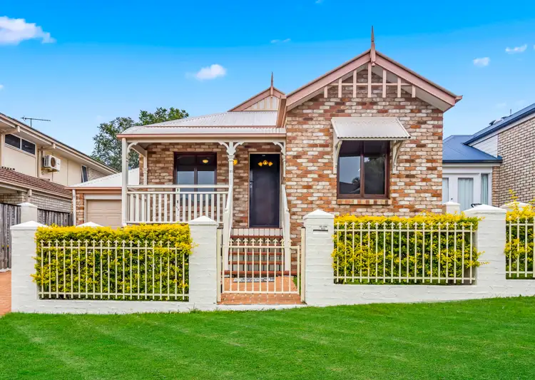 21 Mapleton Circuit, Varsity Lakes QLD 4227