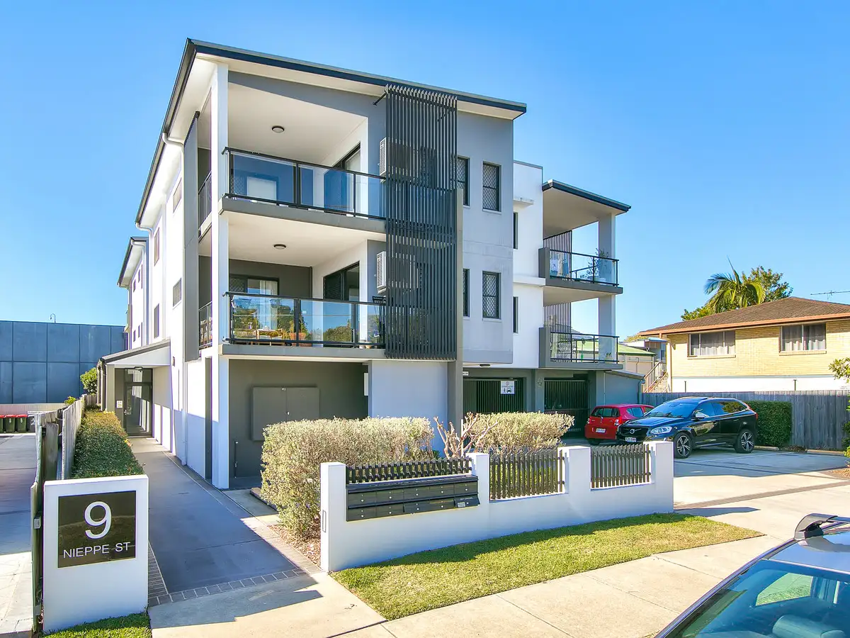 Main view of Homely unit listing, 2/9 Nieppe Street, Kedron QLD 4031