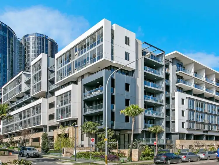 102/2 Footbridge Boulevard, Wentworth Point NSW 2127