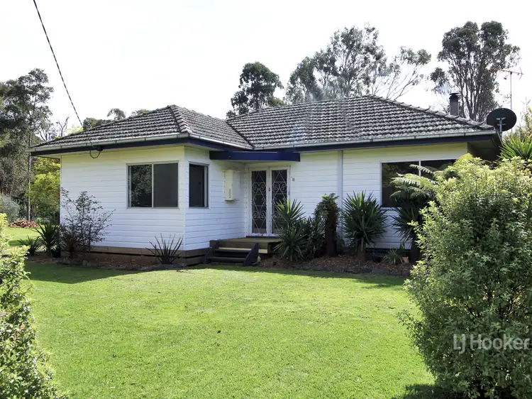 8 Church Road, Munro VIC 3862
