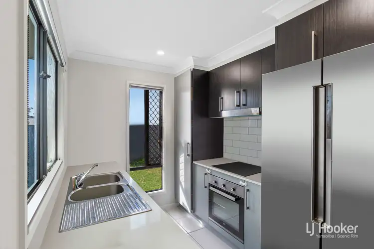 9/8 Highlands Street, Yarrabilba QLD 4207