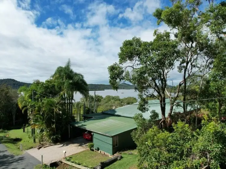 31 Cutter St, Russell Island QLD 4184