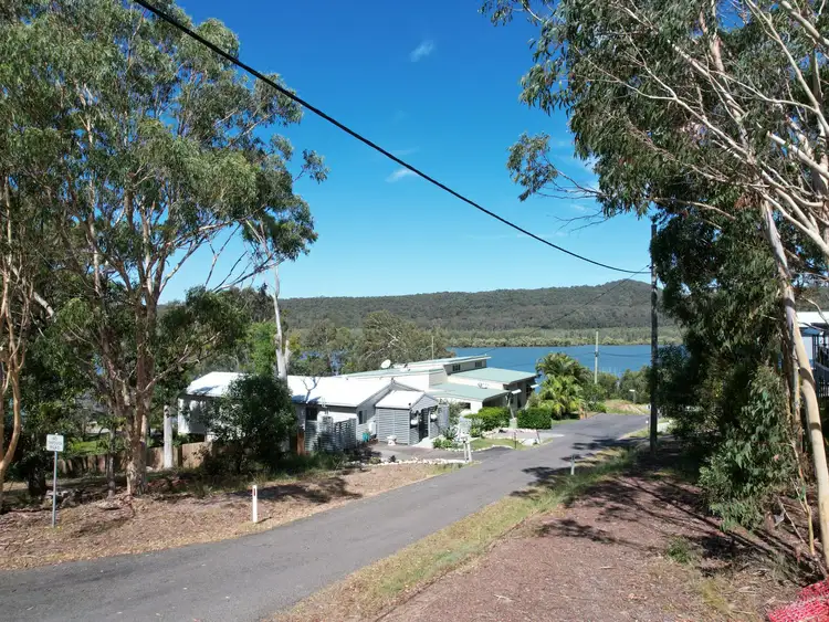 62 Seaward Dve, Russell Island QLD 4184