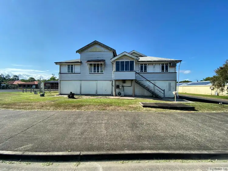 15 Flying Fish Point Road, Innisfail Estate QLD 4860