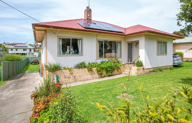76 Meringo Street, Bega NSW 2550