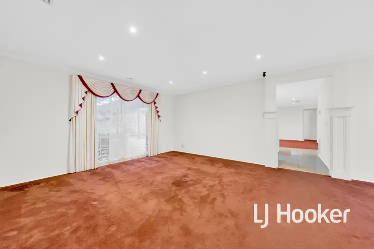 Sixth view of Homely house listing, 7 Ashrye Glade, Narre Warren South VIC 3805