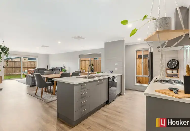 Fifth view of Homely house listing, 4 Ram Circuit, Wallan VIC 3756