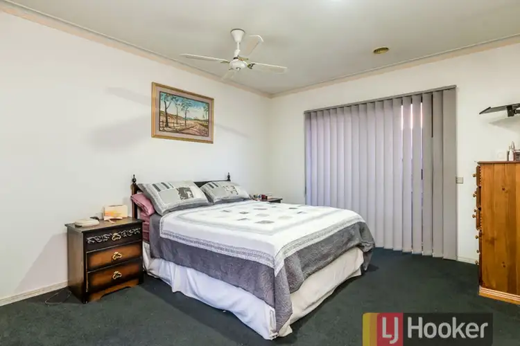 Seventh view of Homely house listing, 4 Tad Court, Cranbourne North VIC 3977