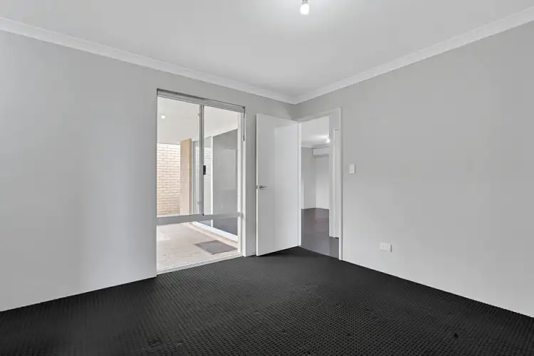 Sixth view of Homely house listing, 14 Carbeen View, Piara Waters WA 6112