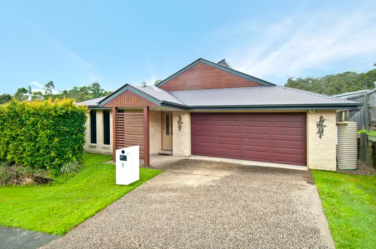 9 Outlook Drive, Waterford QLD 4133